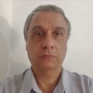 Profile photo of Carlos Corrales Barallobre